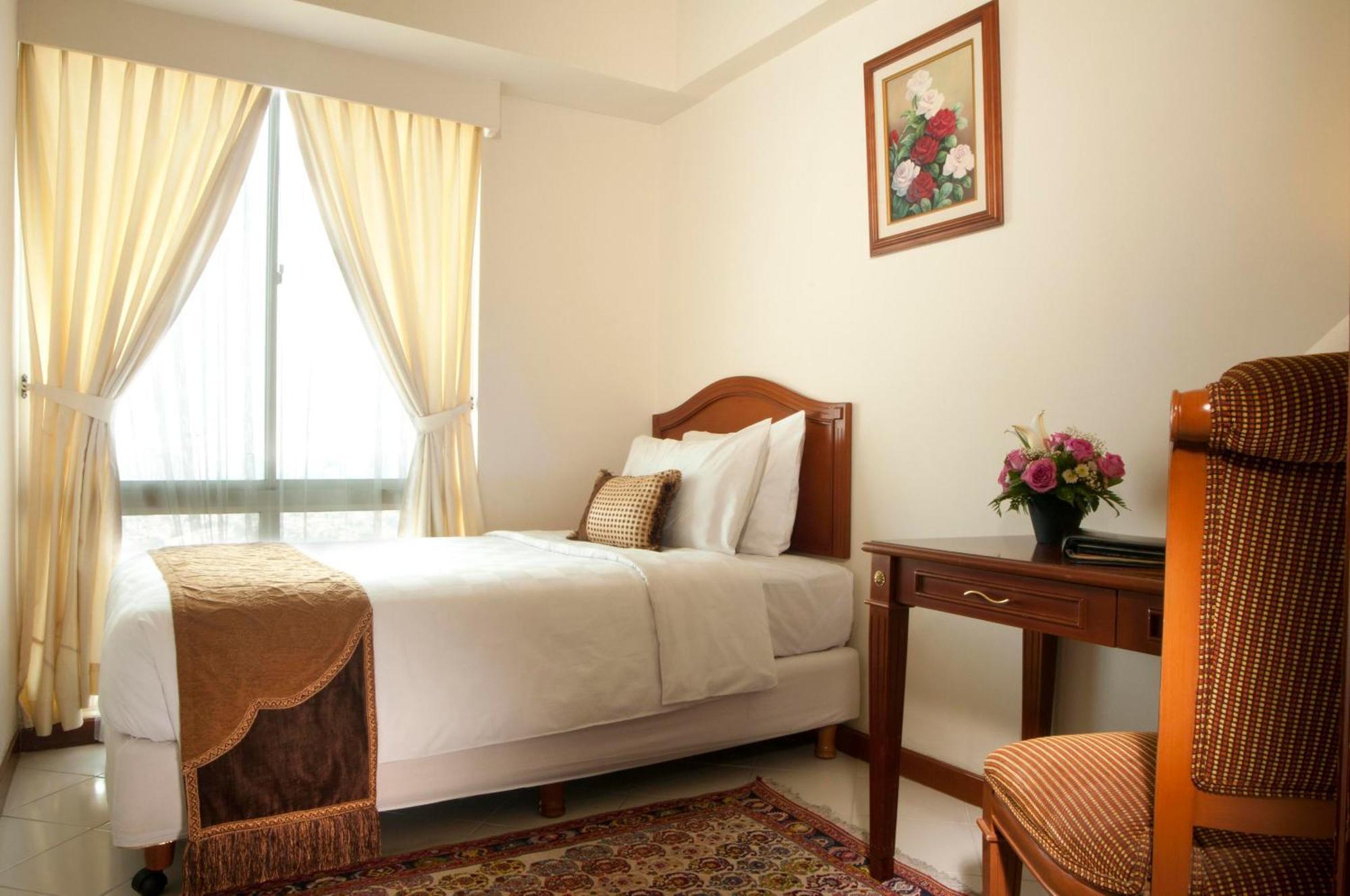 The Residences At Puri Casablanca Jakarta Luaran gambar