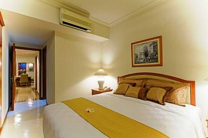 The Residences At Puri Casablanca Jakarta Luaran gambar
