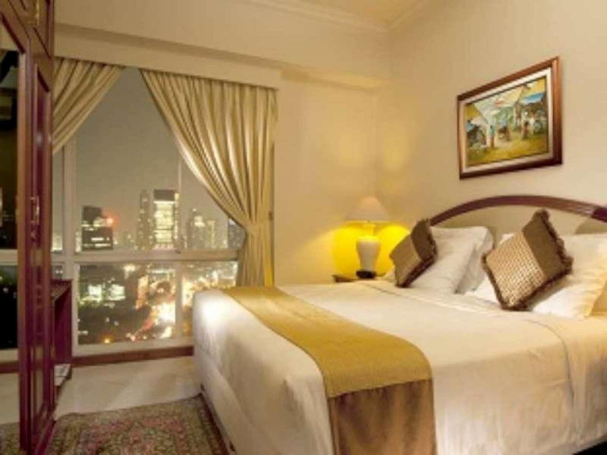 The Residences At Puri Casablanca Jakarta Luaran gambar